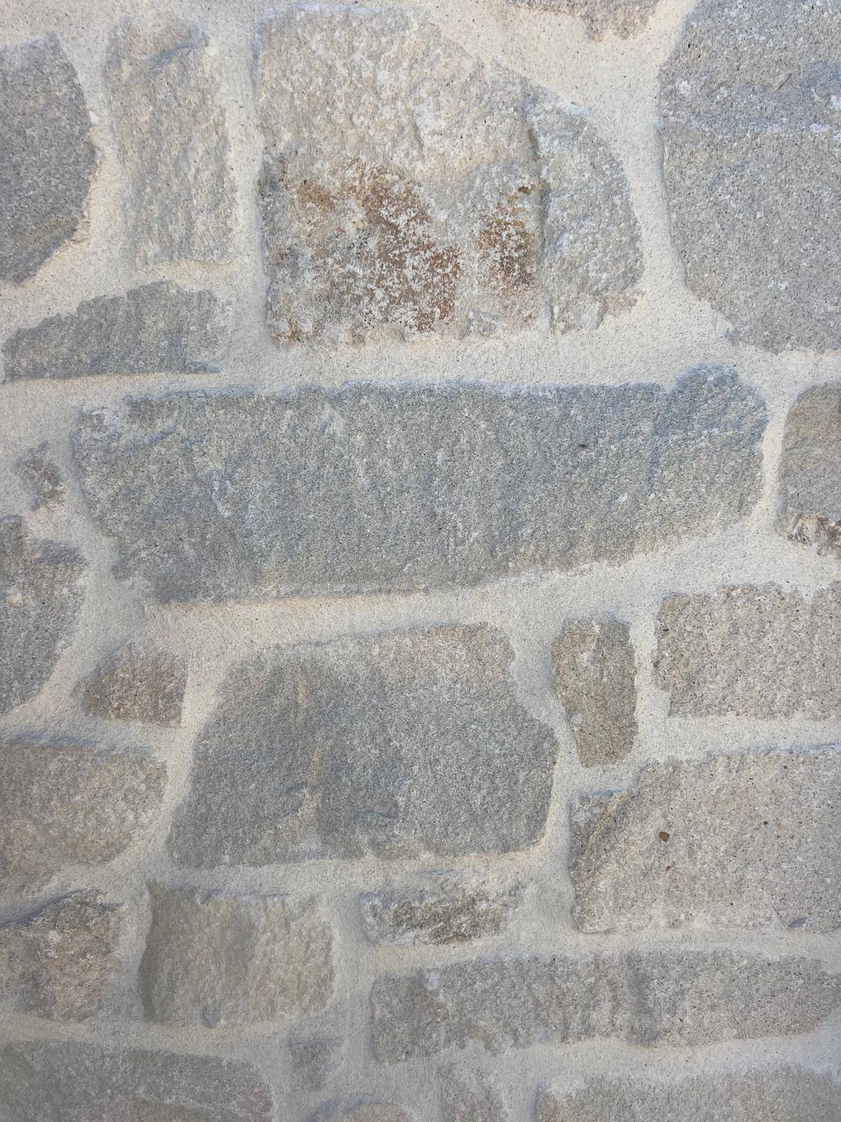 St Tropez - Parement Provençal