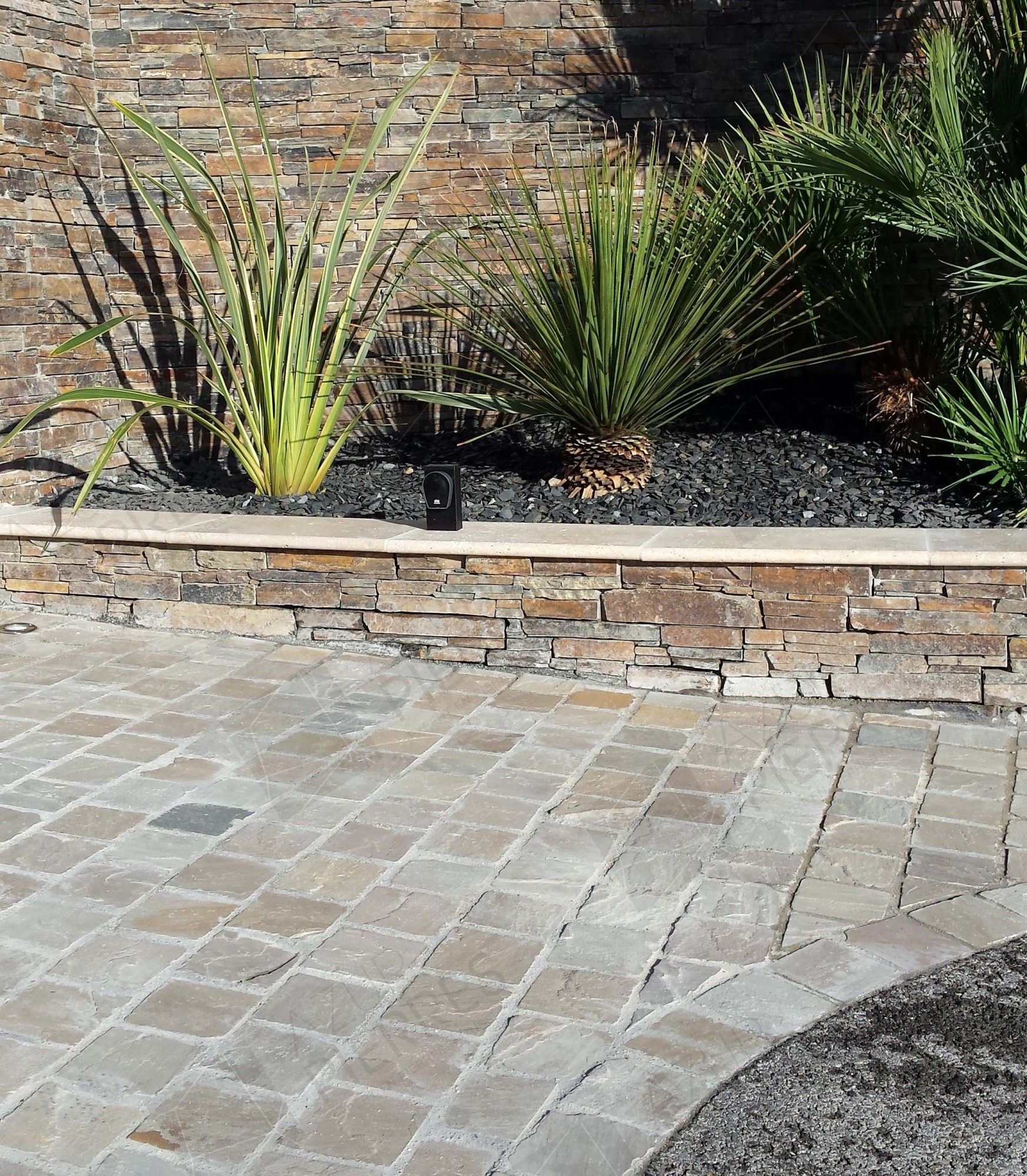 pavé multicolore inde gres