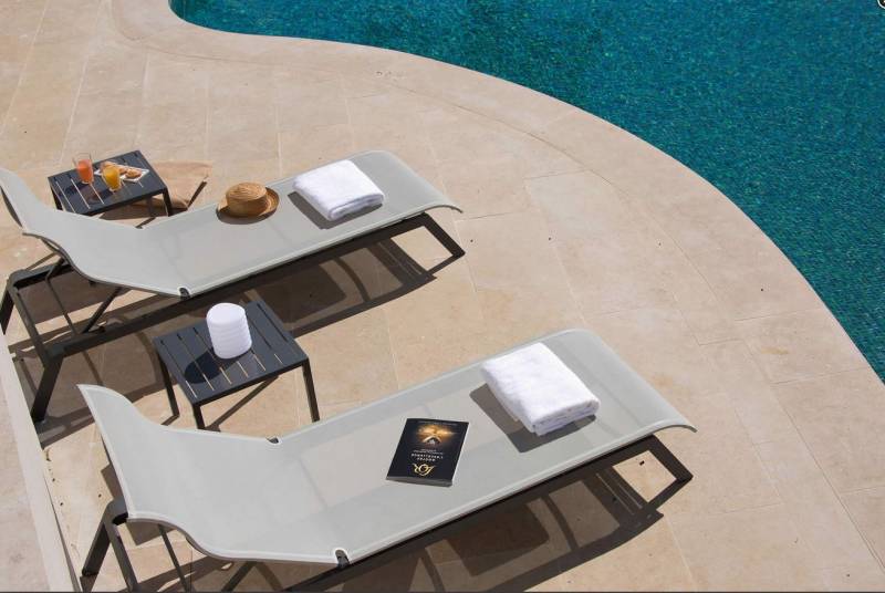 Château Villebois Cottage - Une terrasse de charme en pierre naturelle